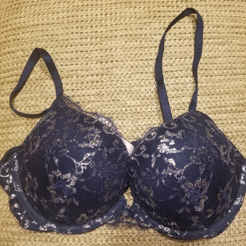 NWOT Victoria’s Secret blue lace with shiny bling  dream angel push up bra 34 C…